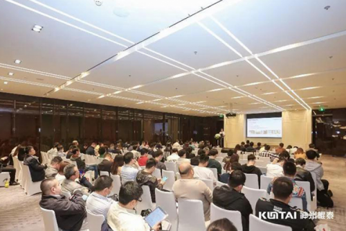 智算jiuyou.com 闪耀华东！jiuyou.com全国算力聚能之旅上海站成功举办